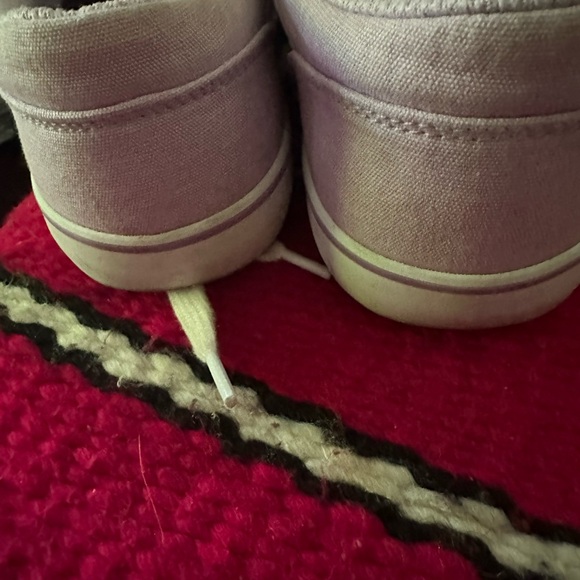 Women’s runners in pristine condition size 7.5 - Picture 6 of 6